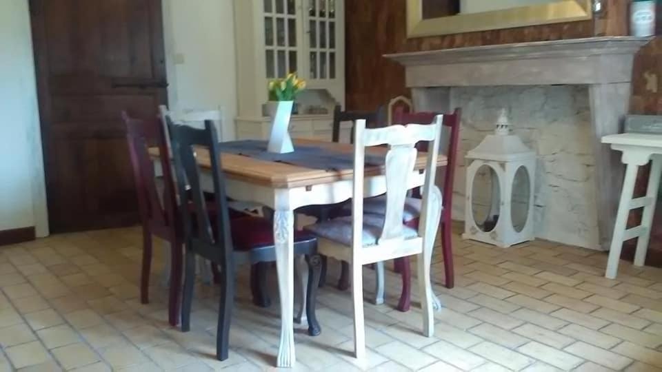 La Bourgseigneurie Hotel Bourseigne-Vieille Екстериор снимка